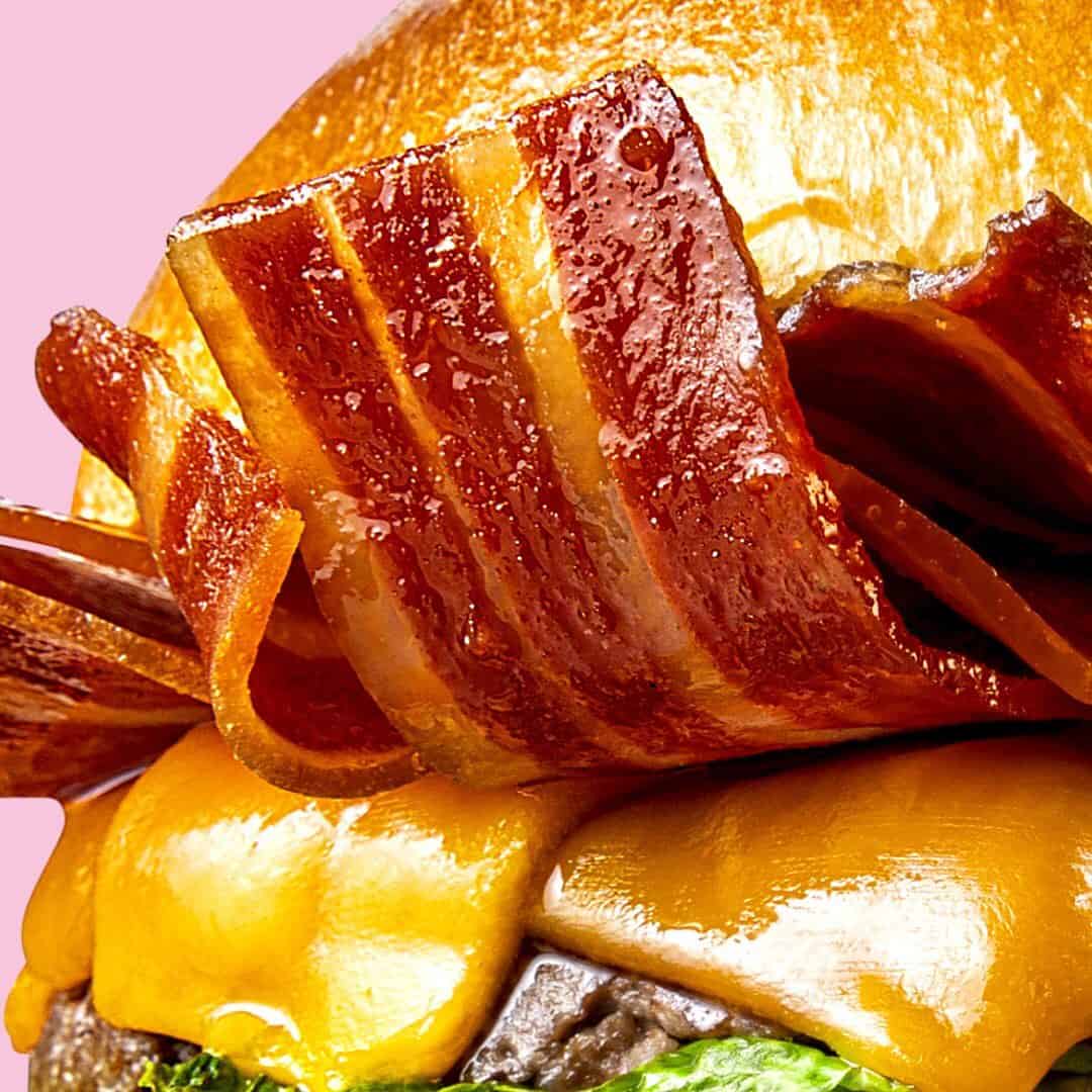 alt protien manufacturer La Vie's vegan bacon burger