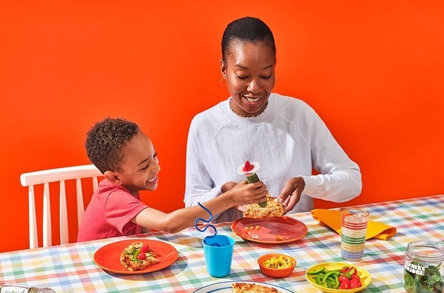 Banza Parent Child Using Pizza Kit