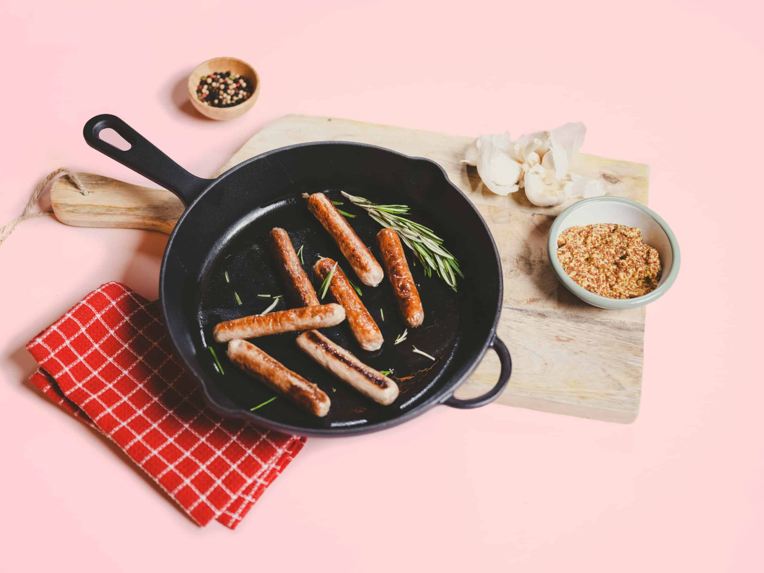 meatable's cultivated pork sausages