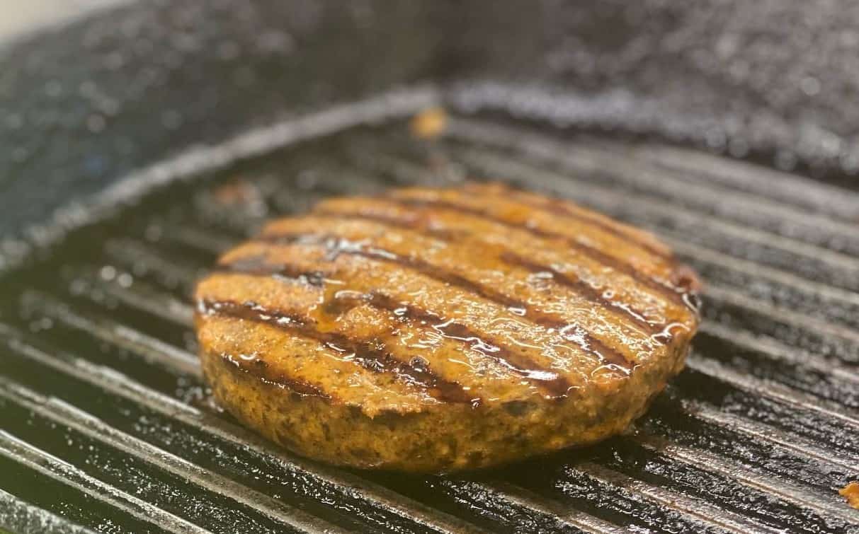 Cruz Burger Patty on Grill