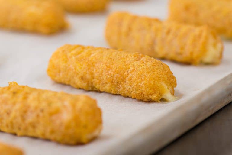 Plant-based cheesesticks