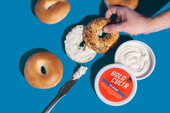 general-mills-bold-cultr-plain-cream-cheese-on-bagels